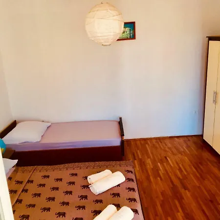 Nina Apartment *