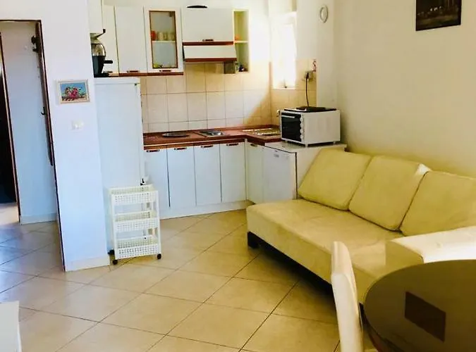 Nina Апартаменты